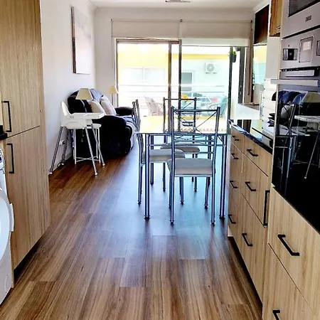 Fantastico T2 Perto Da Da Falesia, Appartement