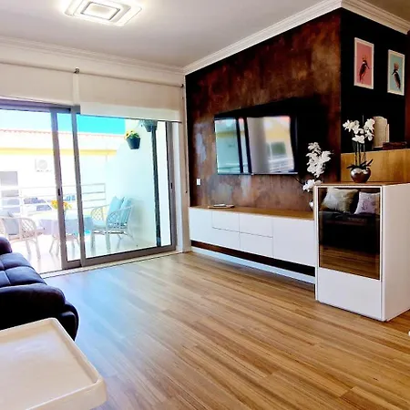 Fantastico T2 Perto Da Da Falesia,