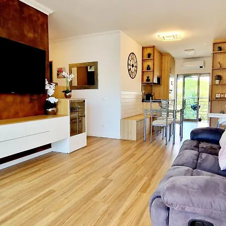 Fantastico T2 Perto Da Da Falesia, *