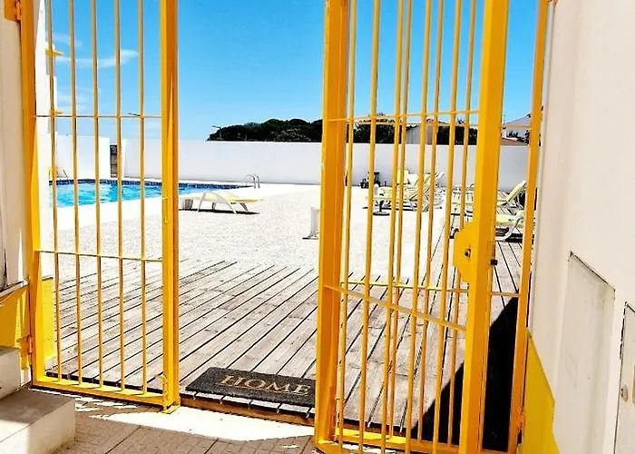 Fantastico T2 Perto Da Da Falesia, Apartment *