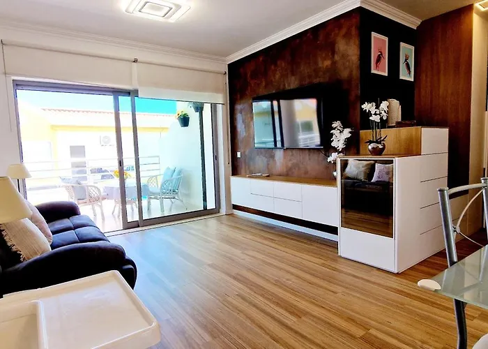 Fantastico T2 Perto Da Da Falesia,