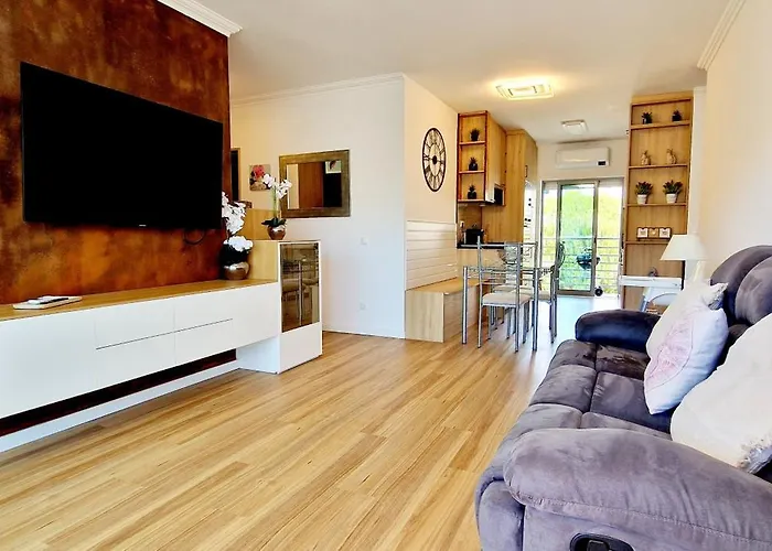 Fantastico T2 Perto Da Da Falesia, *